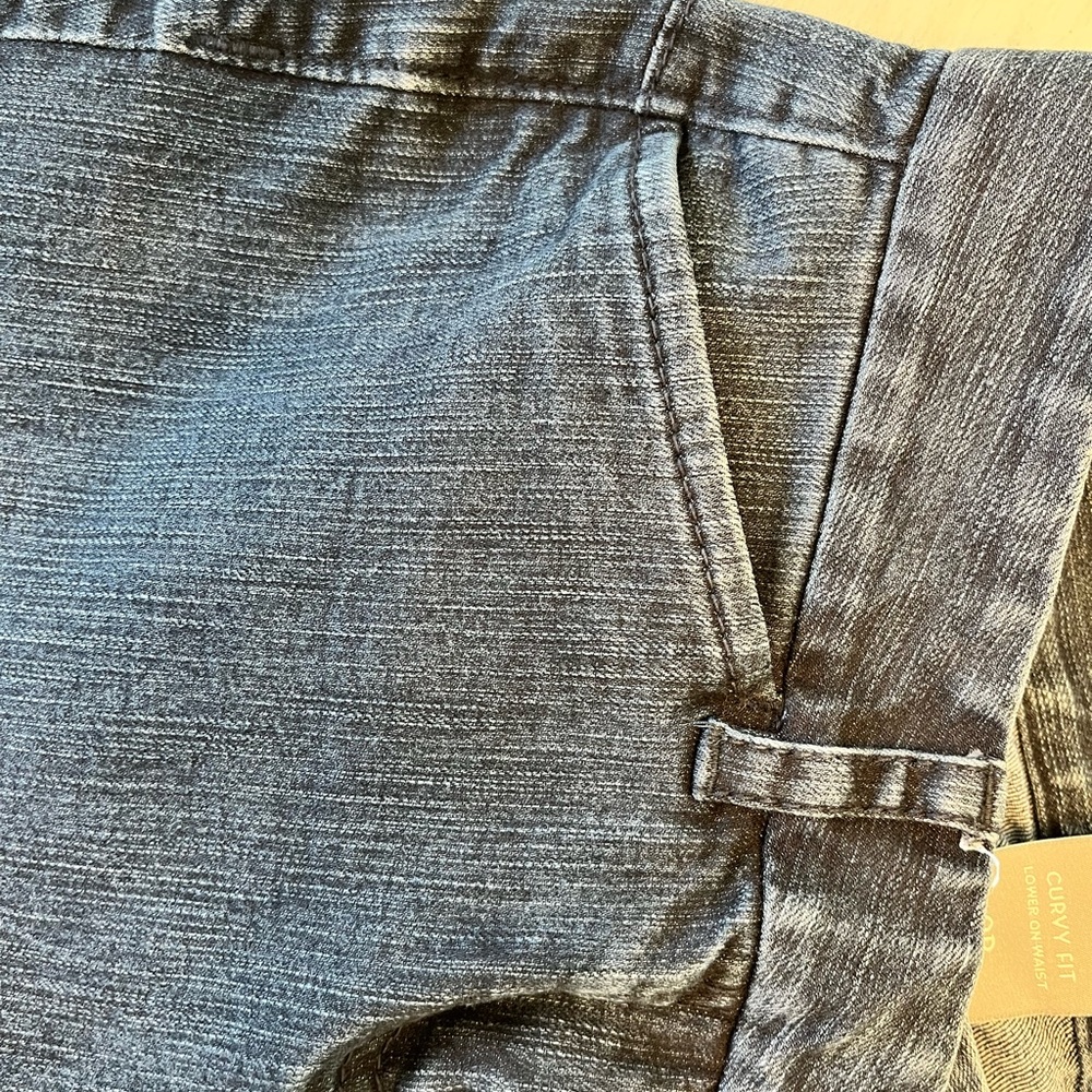 Ann Taylor Curvy Petite - Picture 9 of 10